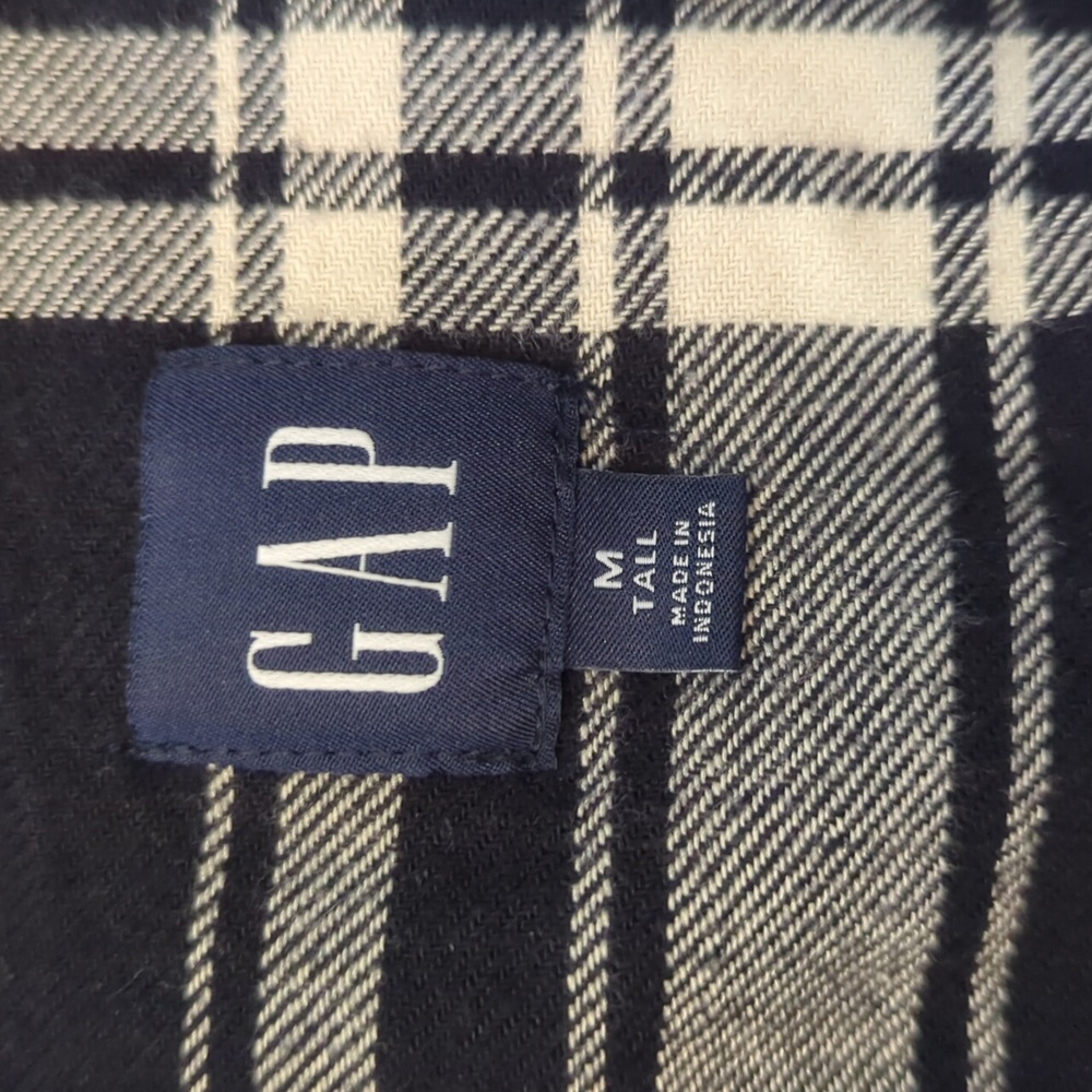 Gap Flannel Shirt - Medium Tall - image 3